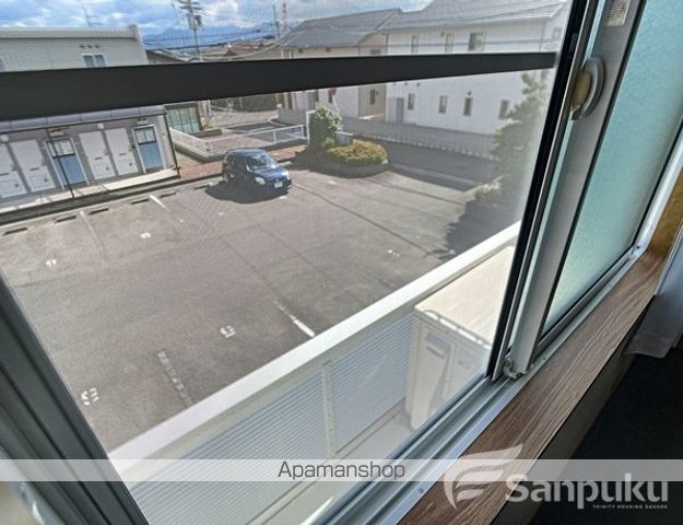 レオパレスグランド カメリアIIIの内装写真
