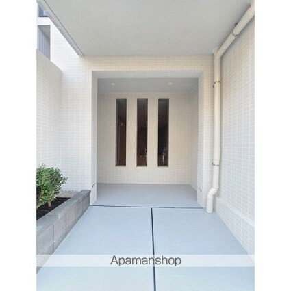 コンポジット代々木[1K/23.95m2]の外観3