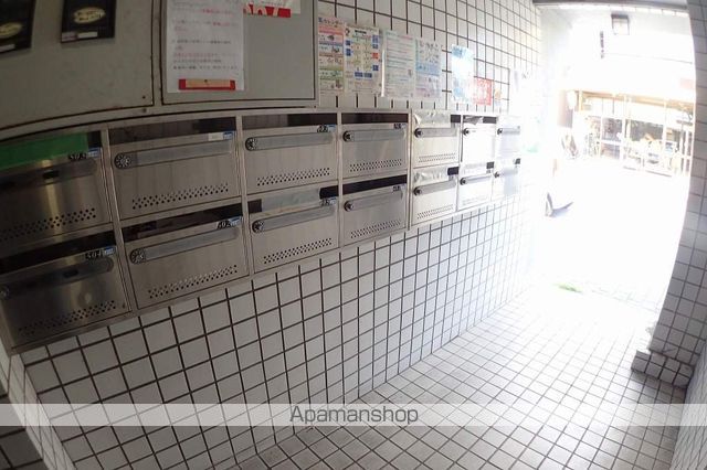 メゾンシェレナの玄関写真