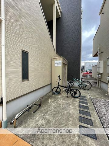 GRANDTIC名古屋山王の玄関写真