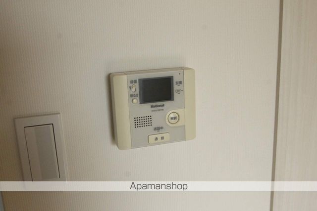 FEEL三国の内装写真