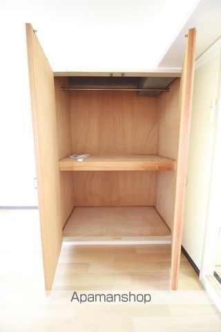 レクサス芳泉IIの内装写真