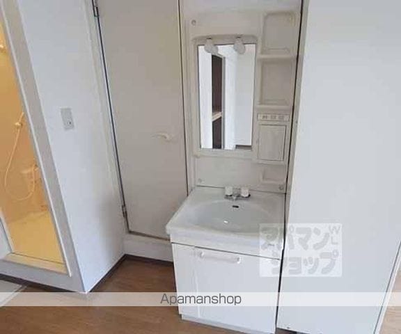 DOOR’S DEDE ONE (旧嵯峨スチューデントハウの内装写真