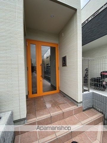 LIENの玄関写真