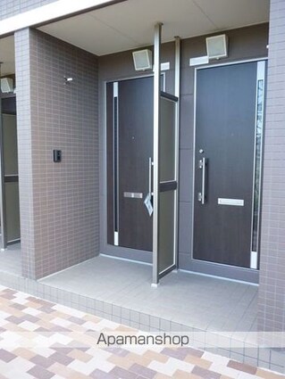 和歌山県和歌山市加納[2LDK/54.56m2]のエントランス1