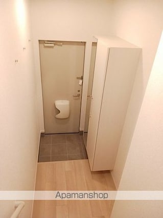 ユーセラーノＢ[2LDK/59.58m2]の玄関