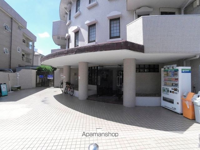 東京都世田谷区南烏山６丁目[1K/16.64m2]のエントランス1