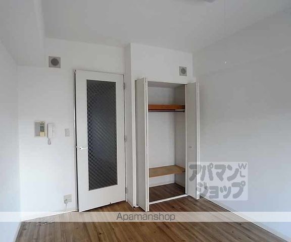 アクシルコート堀川今出川の内装写真