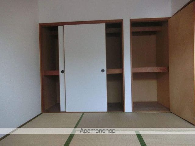 コーポ馬場西 A棟の内装写真