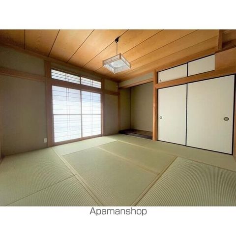 さいたま市緑区 2階建 築39年の内装写真