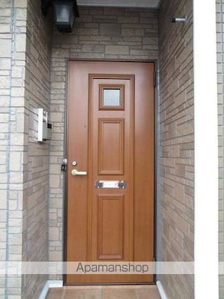 エアリー　レジデンス　Ａ[1R/32.9m2]のエントランス3