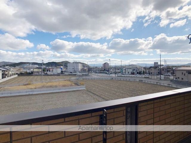 和歌山県和歌山市出水[2LDK/58.37m2]の内装3