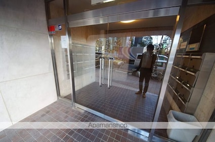 成子坂ハイツ[2DK/50m2]の共用部1