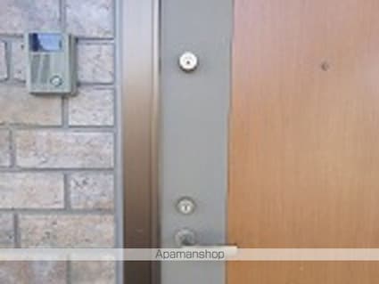 グラシューズ　Ａ・Ｂ棟[1LDK/33.39m2]の玄関