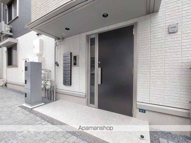 メセタ B棟の玄関写真