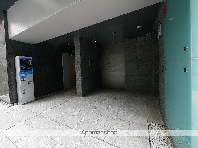 エスライズ東本町の玄関写真