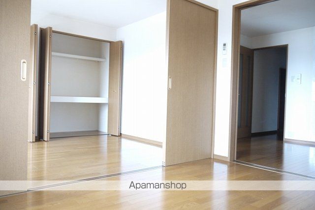 マンションシルクスクエアIIの内装写真
