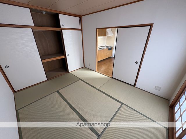 秀栄ハイツ武庫之荘の内装写真