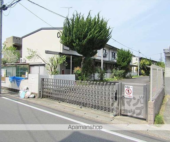 小林フラットC棟の玄関写真