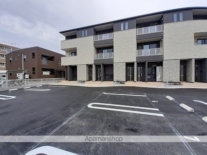 シャルマンフルールⅠ[1LDK/55.26m2]の駐車場