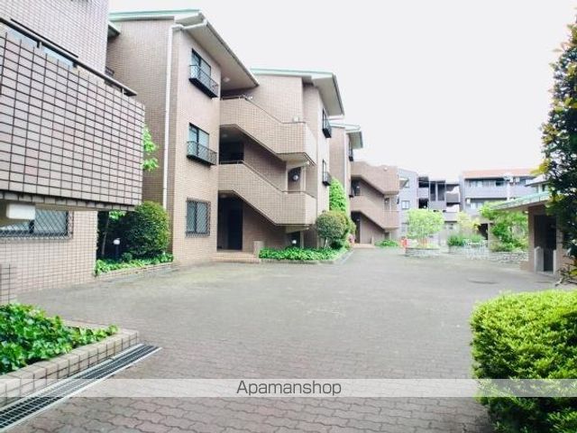 【杉並区上高井戸のマンションの写真】