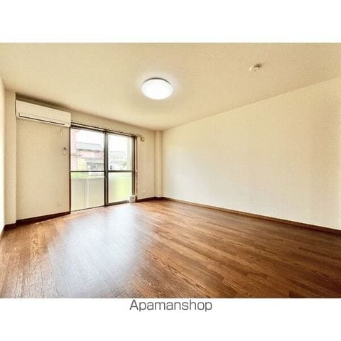 アドラブール加茂の内装写真