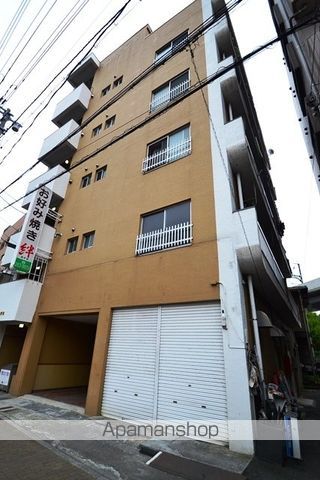 東カニヤ菊地ビルの外観写真
