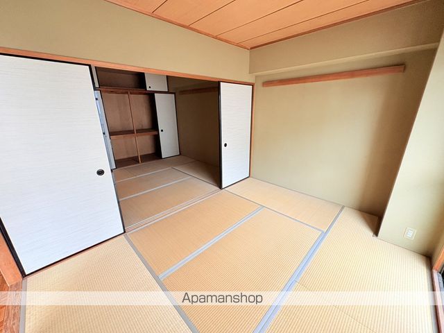 グローバル利倉の内装写真