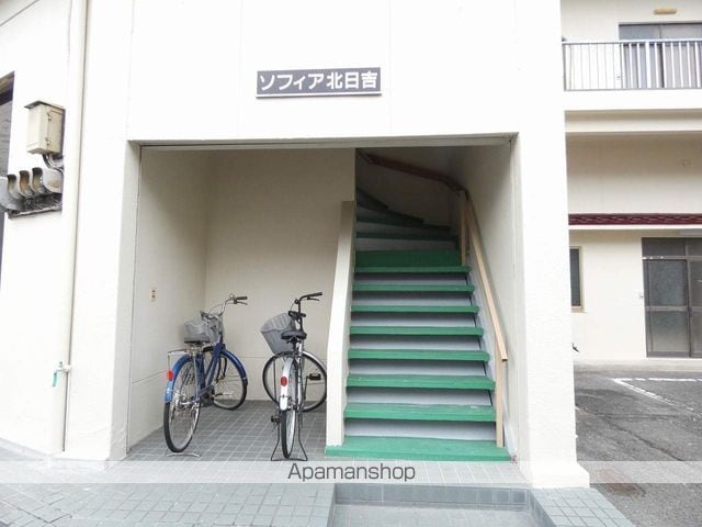 ソフィア北日吉の玄関写真