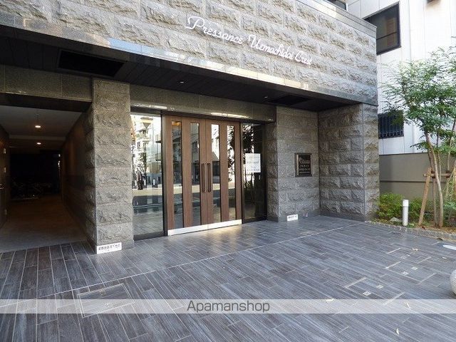プレサンス上町台クレストの玄関写真