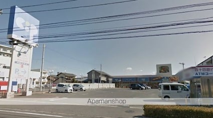 ヴィラ・アンソレイエ香西本町[2LDK/56.7m2]の周辺1