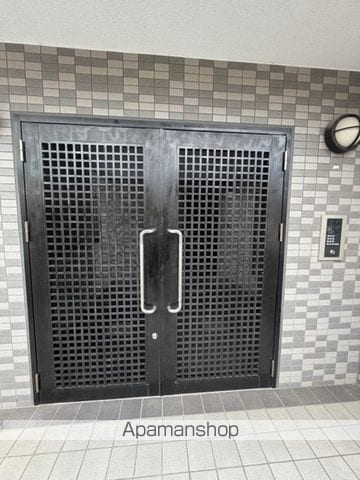 シャインMKの玄関写真