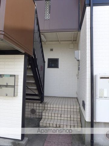 ニューセジュール東栄IIの玄関写真