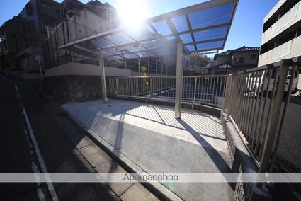 Ｄｒｏｏｍ南大沢[1LDK/30.4m2]の共用部1