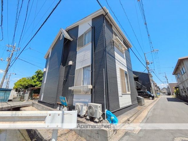 ヴィラ鶴新田 壱番館の外観写真