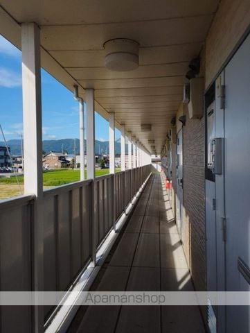 レオパレスNORTHRIVERの玄関写真