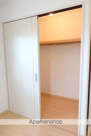 シーズンスの内装写真