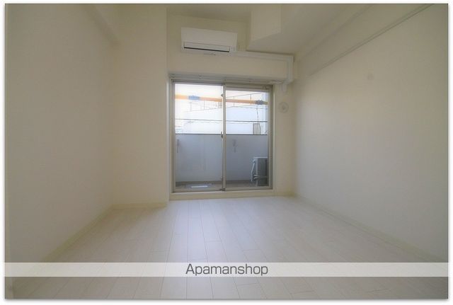 ADVANCEOSAKASERENOの内装写真