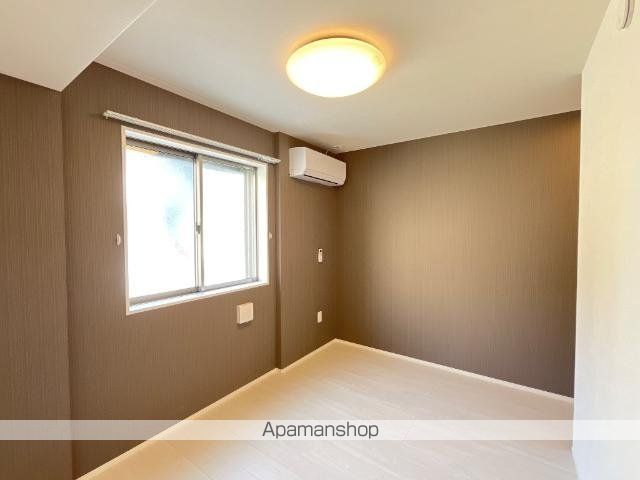 ALWAYSIIの内装写真