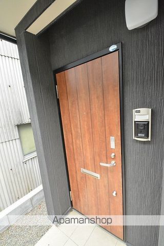 ラ・リュール宮千代の玄関写真
