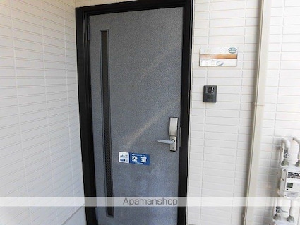 グリーンヴィレッヂ[1LDK/35m2]のエントランス