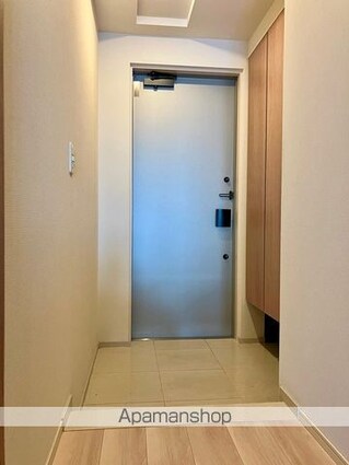 プラウド武蔵境テラス[3LDK/70.94m2]の玄関