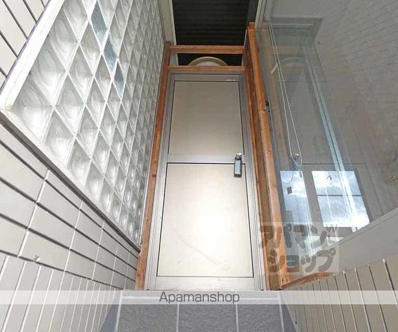 VITA SHIMOGAMOの玄関写真