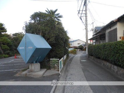 クリスタルコート[1R/27.3m2]の周辺