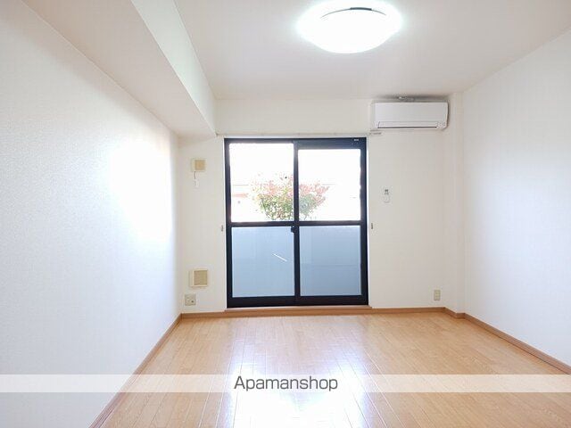 テラス呉羽の内装写真