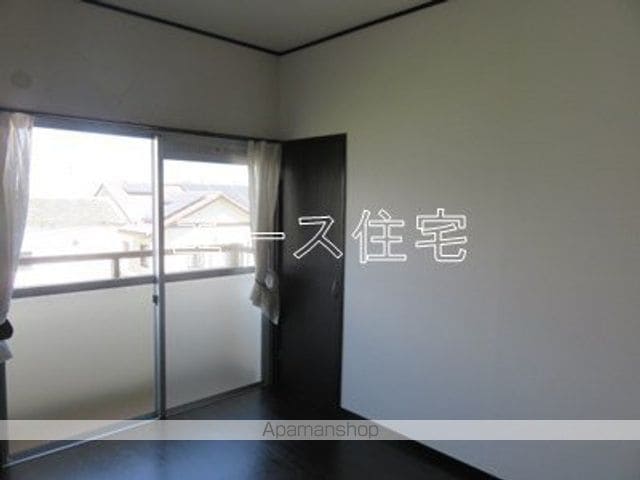 EAST−1の内装写真