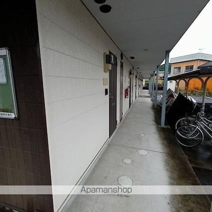 メゾン瑞浪Ⅰ[1K/28.02m2]のエントランス1