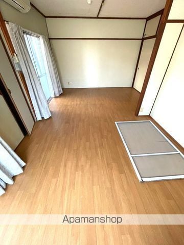 八幡屋ビルの内装写真