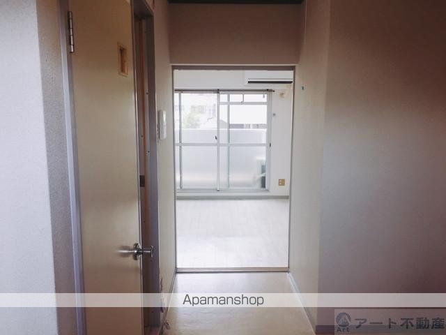アルト雄郡 東棟の内装写真