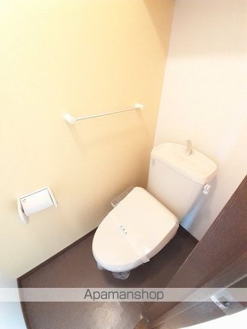 DEMAINの内装写真